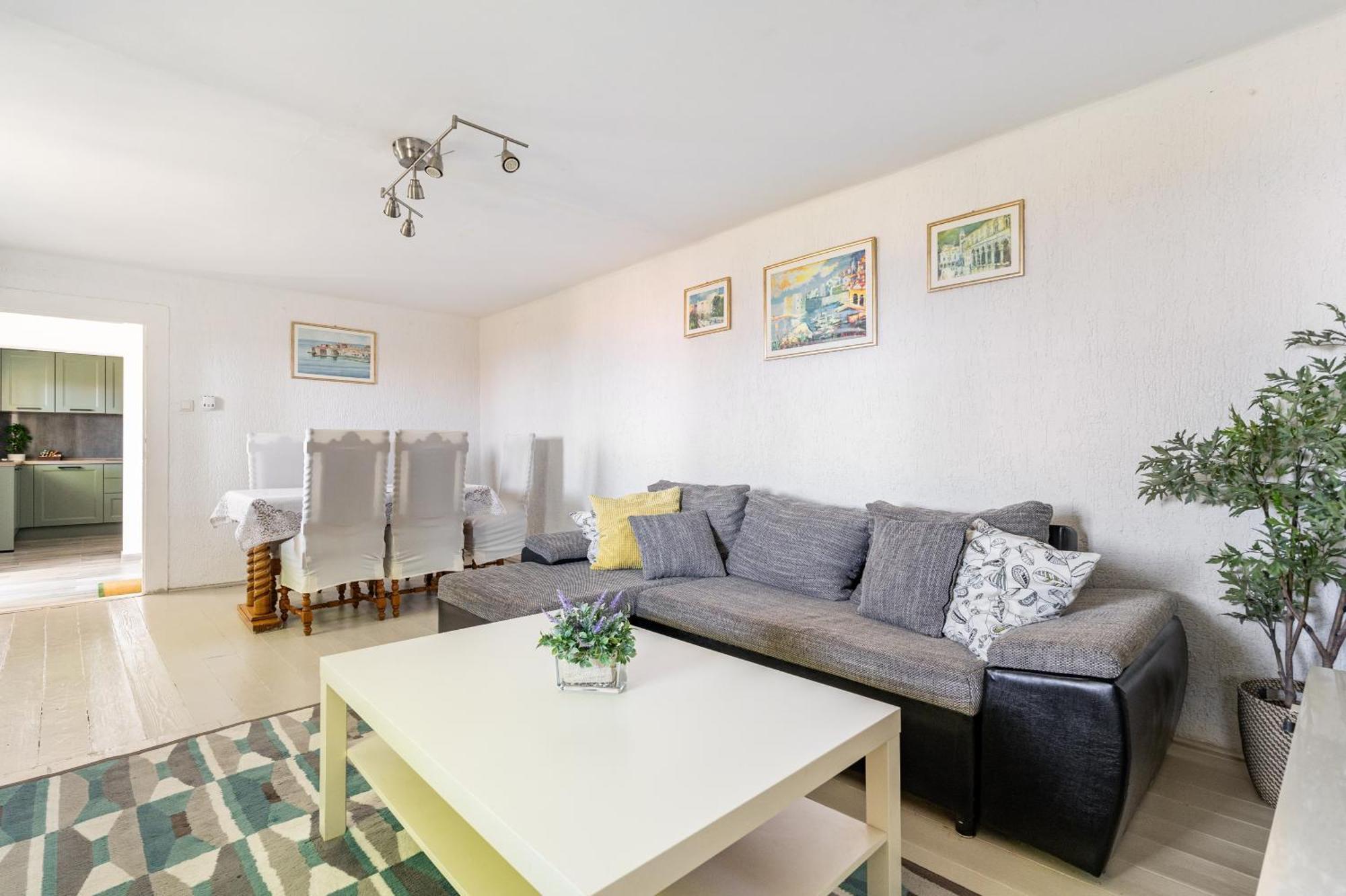 House - Private House With Seaview Ragusa